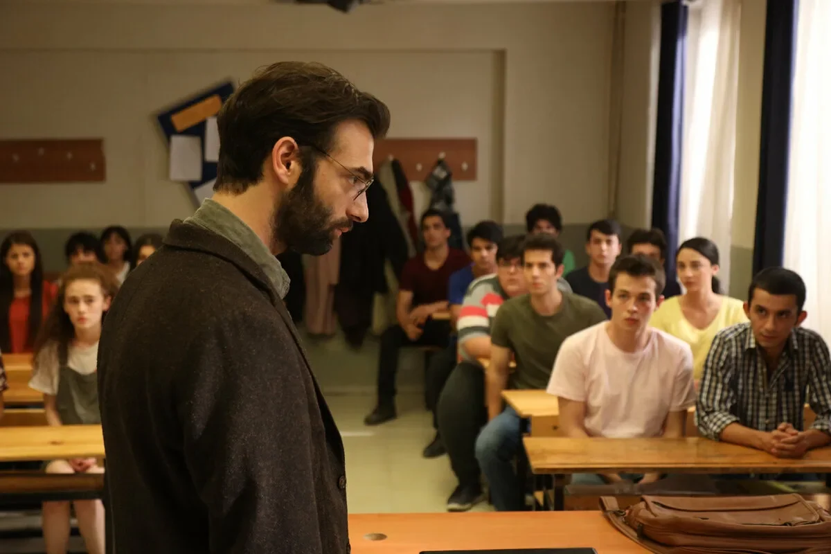 Смотреть все Турецкие сериалы про учителей